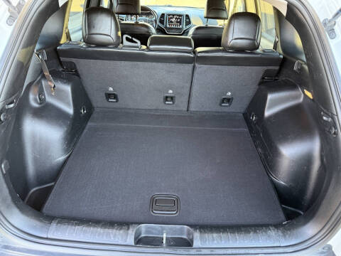 2020 Jeep Cherokee Latitude