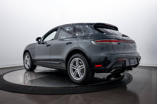 2025 Porsche Macan