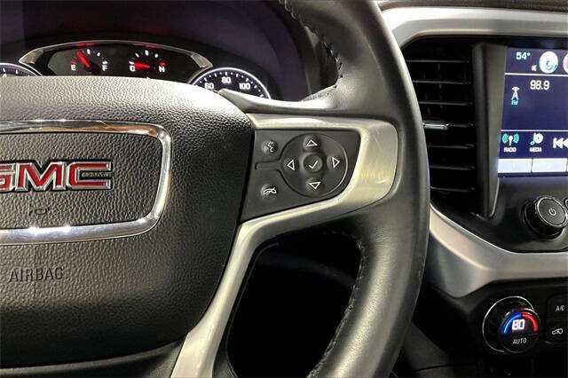 2017 GMC Acadia SLE-2