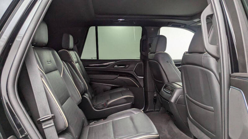 2023 Cadillac Escalade Sport