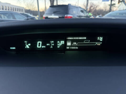 2010 Toyota Prius III