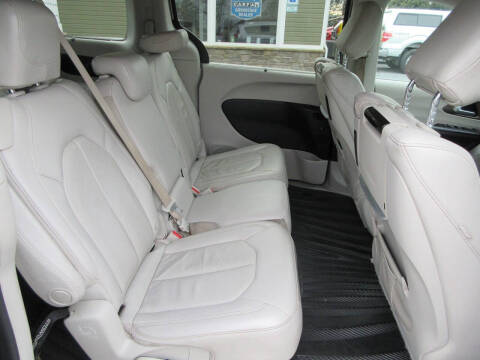 2018 Chrysler Pacifica Touring L Plus