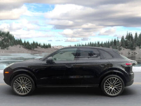 2023 Porsche Cayenne