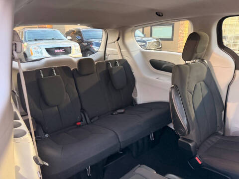 2019 Chrysler Pacifica LX