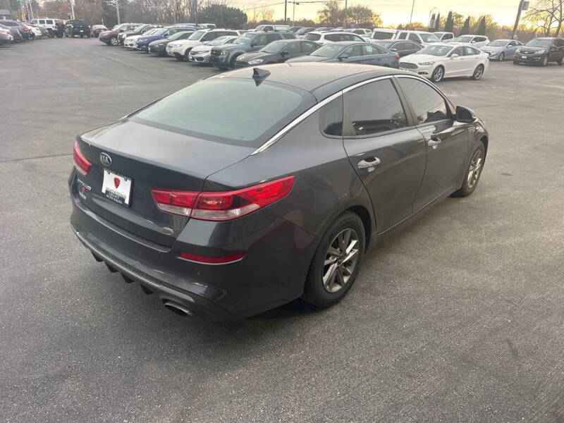 2019 Kia Optima LX