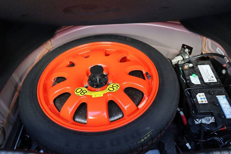 2016 Jaguar XJ R-Sport