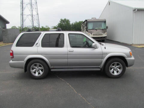 2004 Nissan Pathfinder LE Platinum