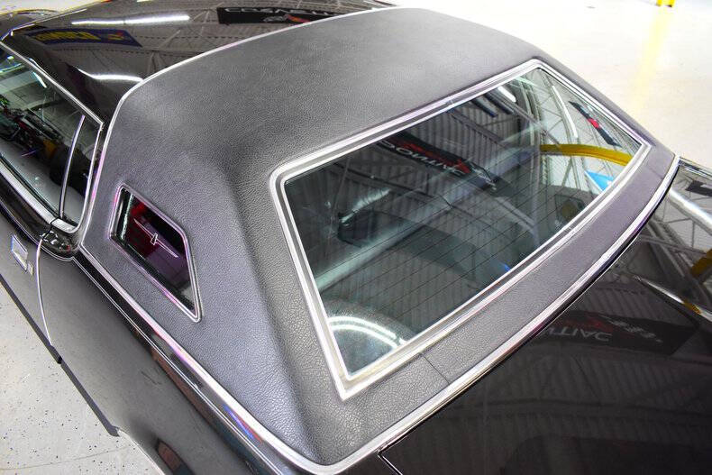 1976 Ford Thunderbird