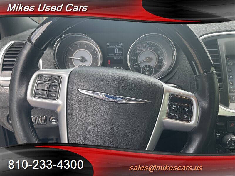 2011 Chrysler 300 Limited