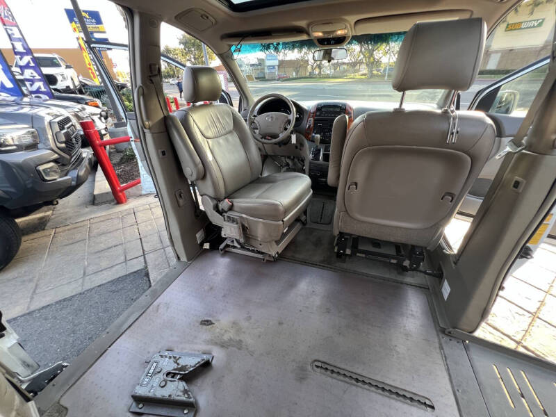 2008 Toyota Sienna