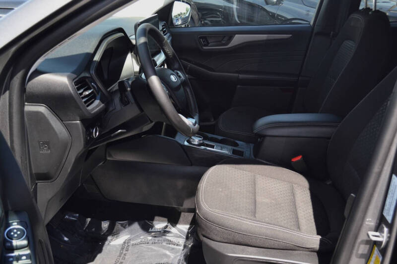 2023 Ford Escape Hybrid Active