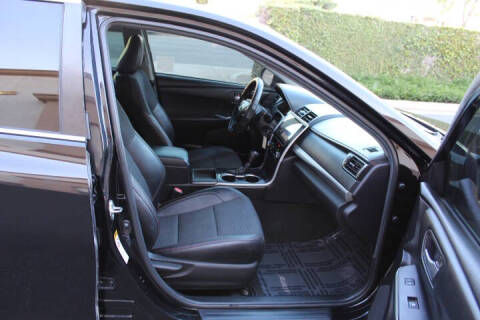 2015 Toyota Camry SE