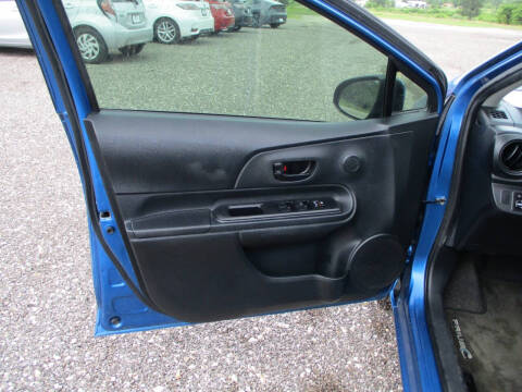 2015 Toyota Prius c Two