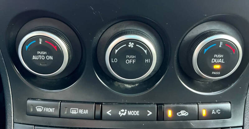 2013 Mazda MAZDA3 i Grand Touring