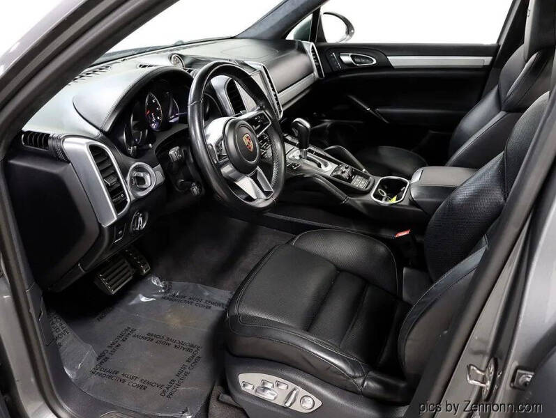 2018 Porsche Cayenne GTS