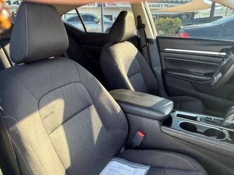 2023 Nissan Altima 2.5 SV