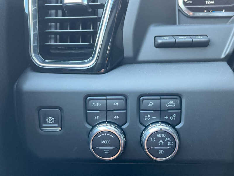 2025 GMC Sierra 2500HD