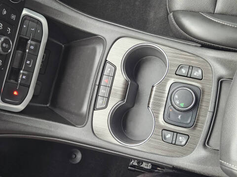 2022 GMC Acadia SLT