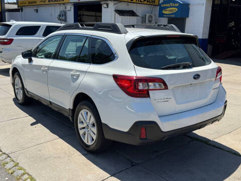 2018 Subaru Outback 2.5i