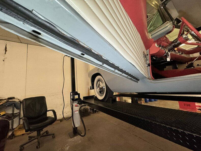 1956 Ford Thunderbird