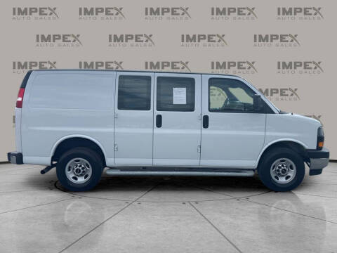 2024 GMC Savana 2500