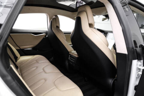 2017 Tesla Model S 90D