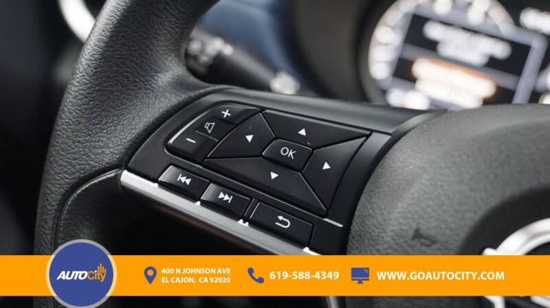 2023 Nissan Versa SV