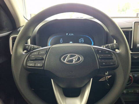 2026 Hyundai Venue SE