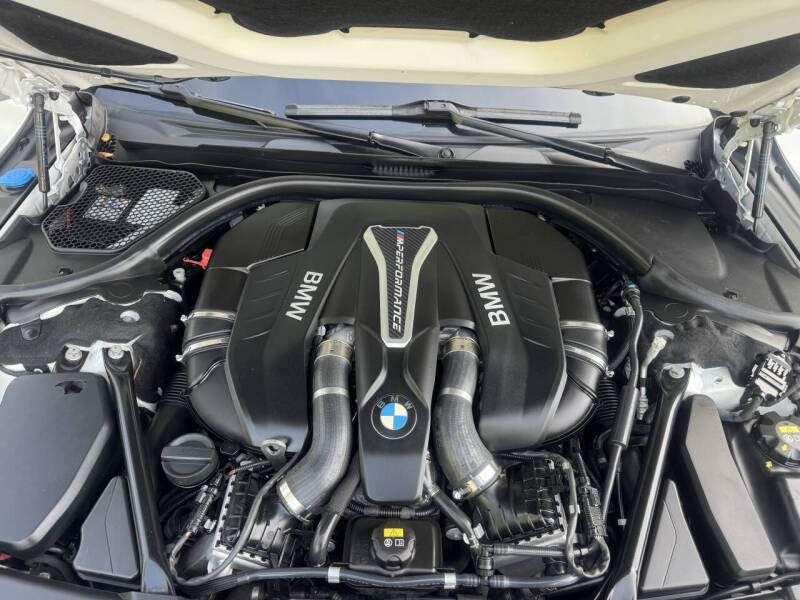 2017 BMW 7 Series 750i xDrive