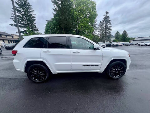 2018 Jeep Grand Cherokee Laredo