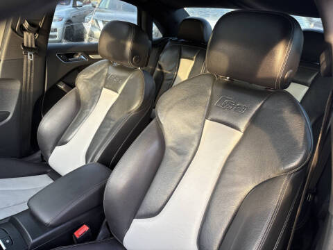 2015 Audi S3 2.0T quattro Prestige