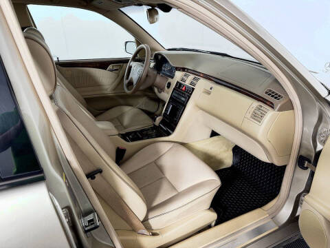 2001 Mercedes-Benz E-Class E 320 4MATIC