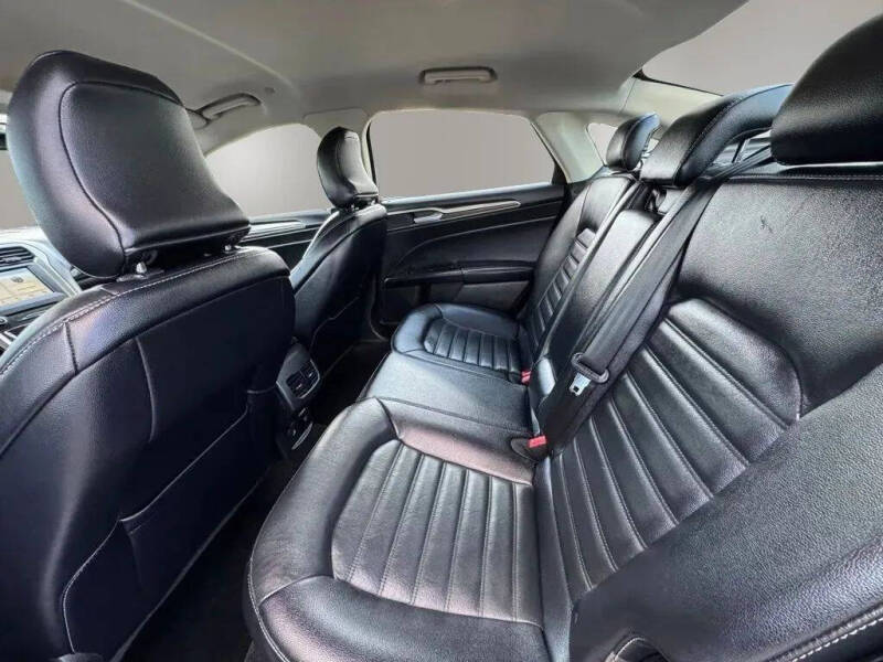 2020 Ford Fusion Hybrid SE