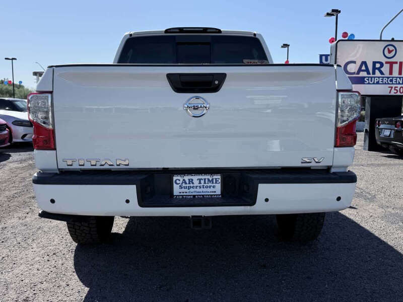 2021 Nissan Titan SV