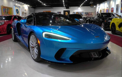 2022 McLaren GT