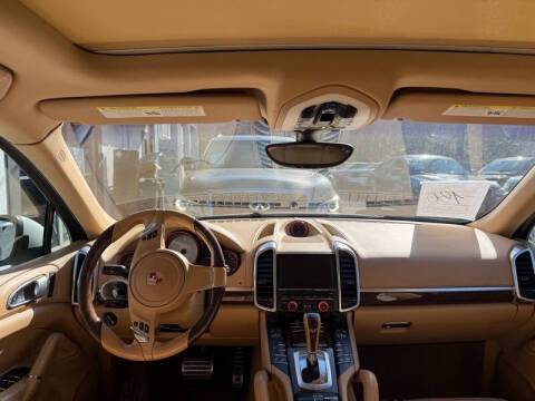 2014 Porsche Cayenne S Hybrid