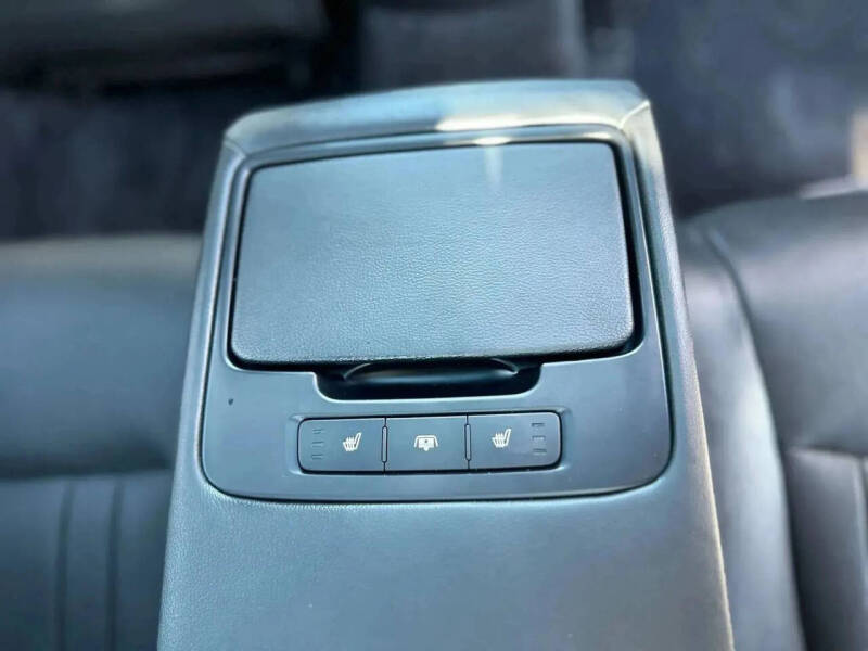 2015 Hyundai Genesis