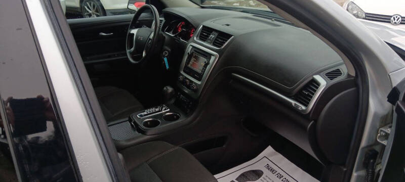2015 GMC Acadia SLE-2