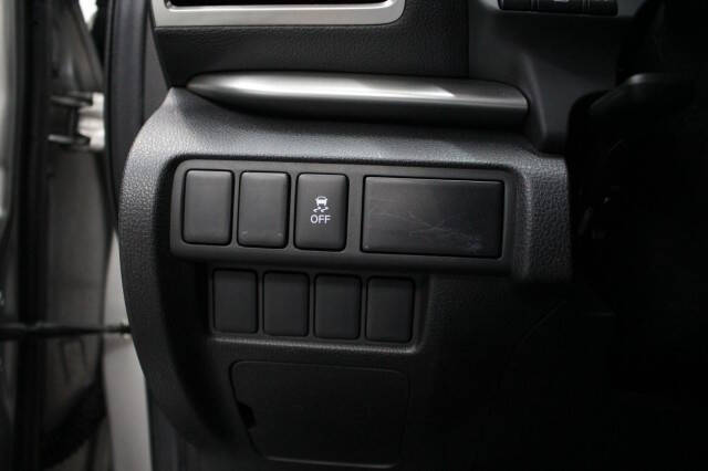 2019 Mitsubishi Eclipse Cross LE