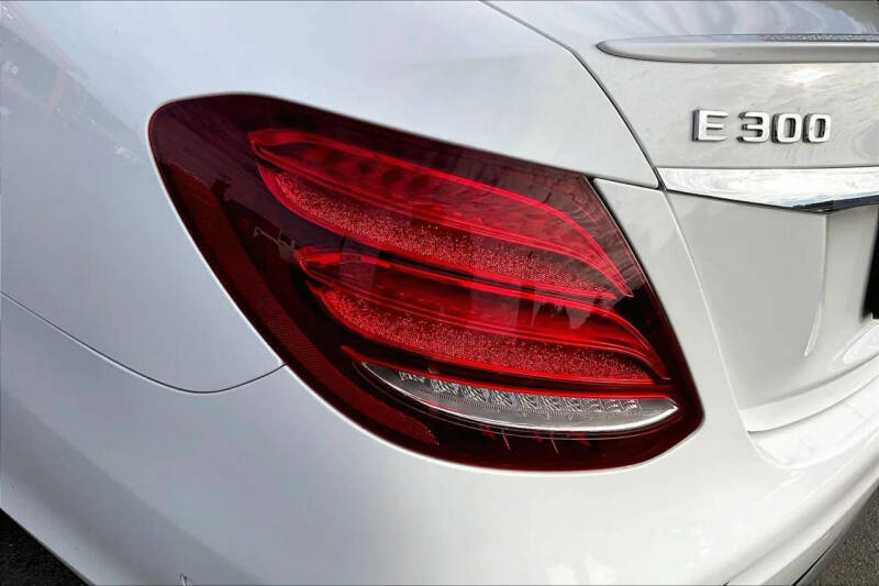 2017 Mercedes-Benz E-Class E 300