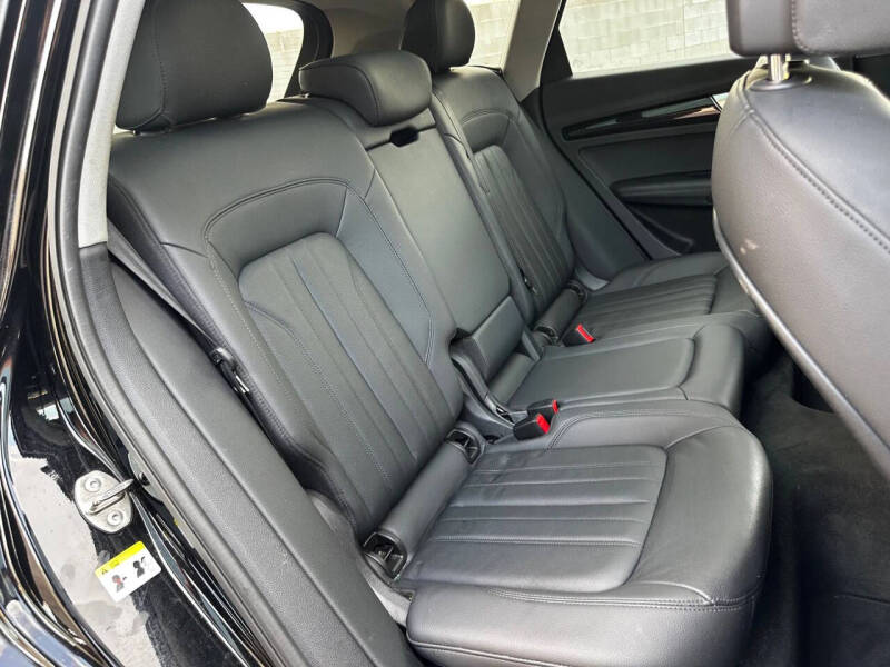 2020 Audi Q5 quattro Premium Plus 45 TFSI