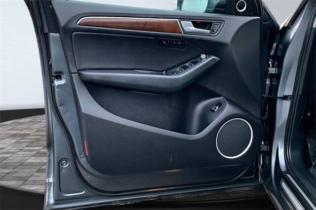 2016 Audi Q5 2.0T quattro Premium Plus