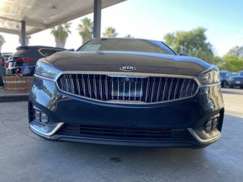 2017 Kia Cadenza Limited