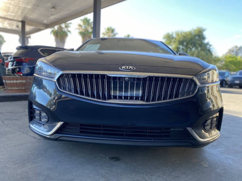 2017 Kia Cadenza Limited