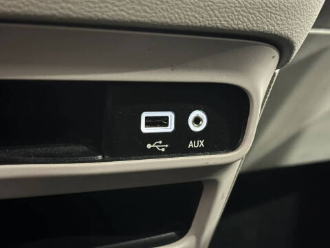 2020 Chrysler Voyager LX