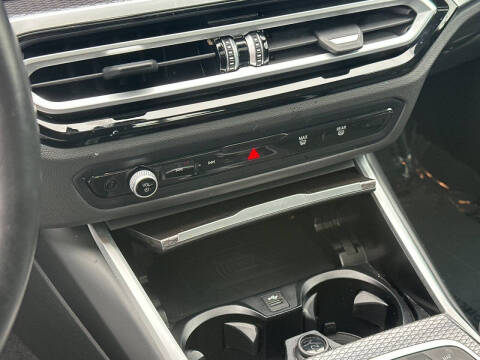 2024 BMW 3 Series 330i