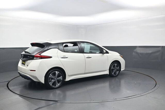 2021 Nissan LEAF SL PLUS