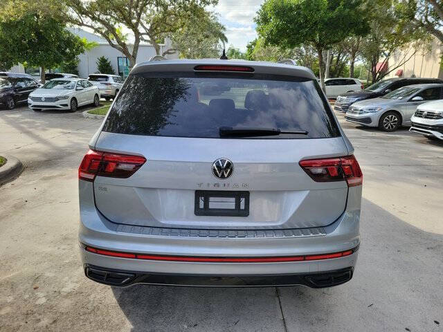 2023 Volkswagen Tiguan SE R-Line Black