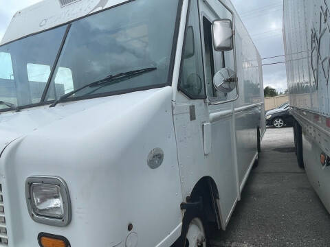 2011 Freightliner MT45 Chassis