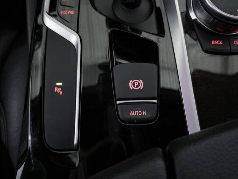 2017 BMW 5 Series 540i xDrive